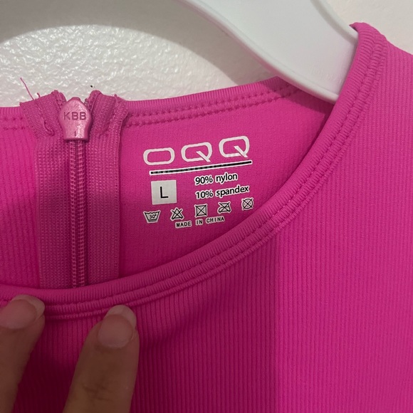 OQQ Hot Pink Sleeveless Jumpsuit. Size Large - Picture 4 of 7